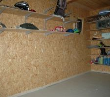 &eacute;tag&egrave;res dans le garage