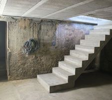 L'escalier b&eacute;ton d&eacute;coffr&eacute;
