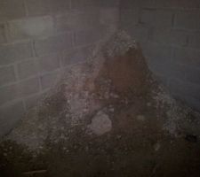 Mélange de ciments / graviers à évacuer