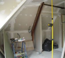 Le coin bureau de l'etage sur le hall