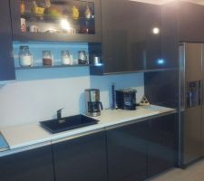 En attendant les plans de travail zone de lavage et frigo