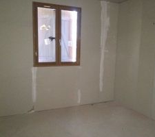 Enfin les plaquistes...ça prend forme, on se rend tout de suite compte des futurs espaces...