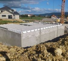 Rupteurs de ponts thermiques en polystyr&egrave;ne.