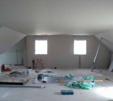 Vue de l'&eacute;tage c&ocirc;t&eacute; Est (mezzanine   sdb)   2 chbres