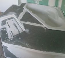 Estrade avec escalier sur la baignoire d'angle