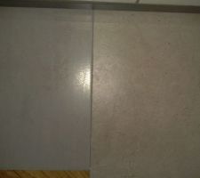 A gauche le ferroker aluminio, &agrave; droit le cemento silver