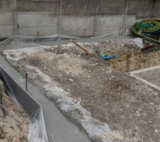 Semelle du garage monté sur vide sanitaire