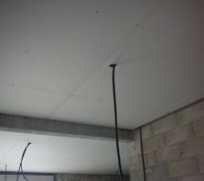 Placo du plafond de la cuisine terminé