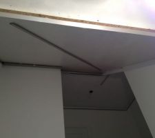 Pr&eacute;paration profil&eacute;s pour plafonds tendus