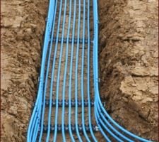 Les huits circuits du puit rafraichissant sont mis en place