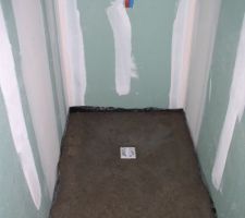 La chape pour la douche &agrave; l'italienne