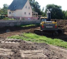 Terrassement en cours, quelle facilité!