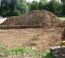 Terre issue du terrassement.
