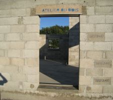 Seuil de la porte fen&ecirc;tre (s&eacute;jour)