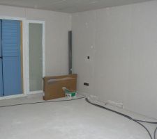 Notre chambre sans le bordel et balayée!! ça change tout !