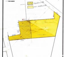 Terrain de 2000 m carré dont 670 constructible avec deux accès diifferents