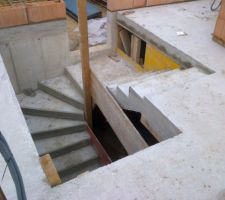Escalier RDC/Garge/cave décoffré
