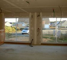 Baies de la pi&egrave;ces principale