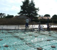 Après deux toupies de béton