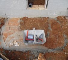 Petite fondation pour la cour anglaise
