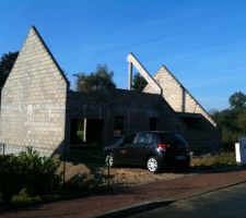 Prochaine &eacute;tape dans deux semaines: La charpente.