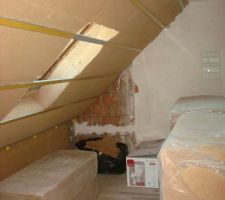 Isolation laine de bois partie basse dans le bureau