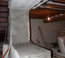 S&eacute;paration s&eacute;jour / Cuisine : MUR DE 50CM !! Ils faisaient pas semblant les anciens !!!!