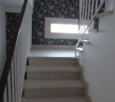 Escalier rdc-> pièce de vie