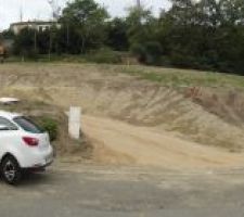 Le chemin d'acc&egrave;s &agrave; la maison