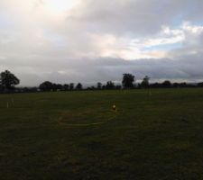 Premi&egrave;re implantation et relev&eacute; de niveau