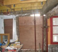 Nouveau sommier passer d&eacute;but d&eacute;molition fa&ccedil;ade cote nord