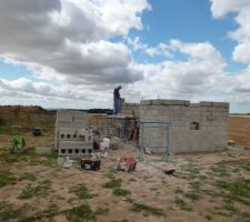 Elevation des murs abri