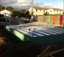 La dalle est pr&ecirc;te &agrave; &ecirc;tre coul&eacute;e.