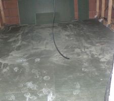 Grenier plancher bois