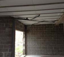 Des évacuations ont poussé en haut on dirait