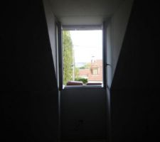Fenêtre vue de la chambre du haut