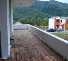 Terrasse balcon presque finie