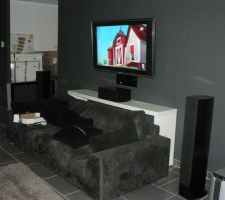 Point t&eacute;l&eacute; canap&eacute;s hi-fi