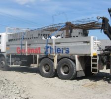 Livraison parpaing &agrave; bancher et ferrailles pour le mur de soutainement