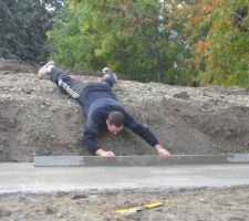 Bon l&agrave; c'est sur &ccedil;a ne met pas mes atouts en valeur, mais j'y mets de la bonne volont&eacute;