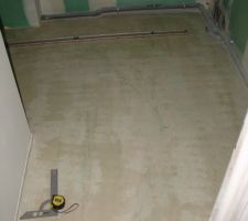 Jour 0 ,juste une couche de Weber RP pour l'accroche du carrelage.