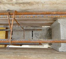 Préparation du linteau du garage (porte de 4.50m).