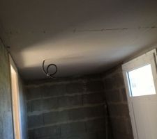 Isolation du cellier par nos soins : plafond terminé !