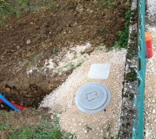 Raccordement à l'eau et gaine électricité