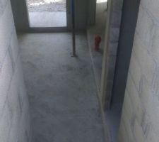 Vue sur le hall d'entrée au sous sol