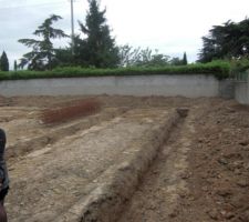 Fondation selon étude de sol réalisé fin mai à 80 cm de profondeur (j'ai vérifié)