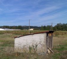 Abri du puits de l'ancienne tannerie de Lamarque.