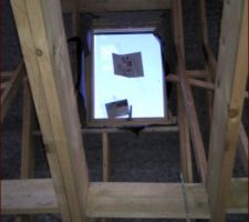 Installation de la fenêtre de toit