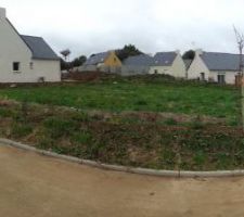 Le terrain vu du sud