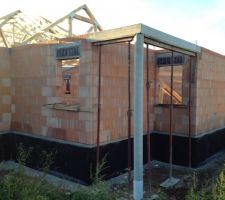 Rajout d'un poteau à la dernière minute :-(